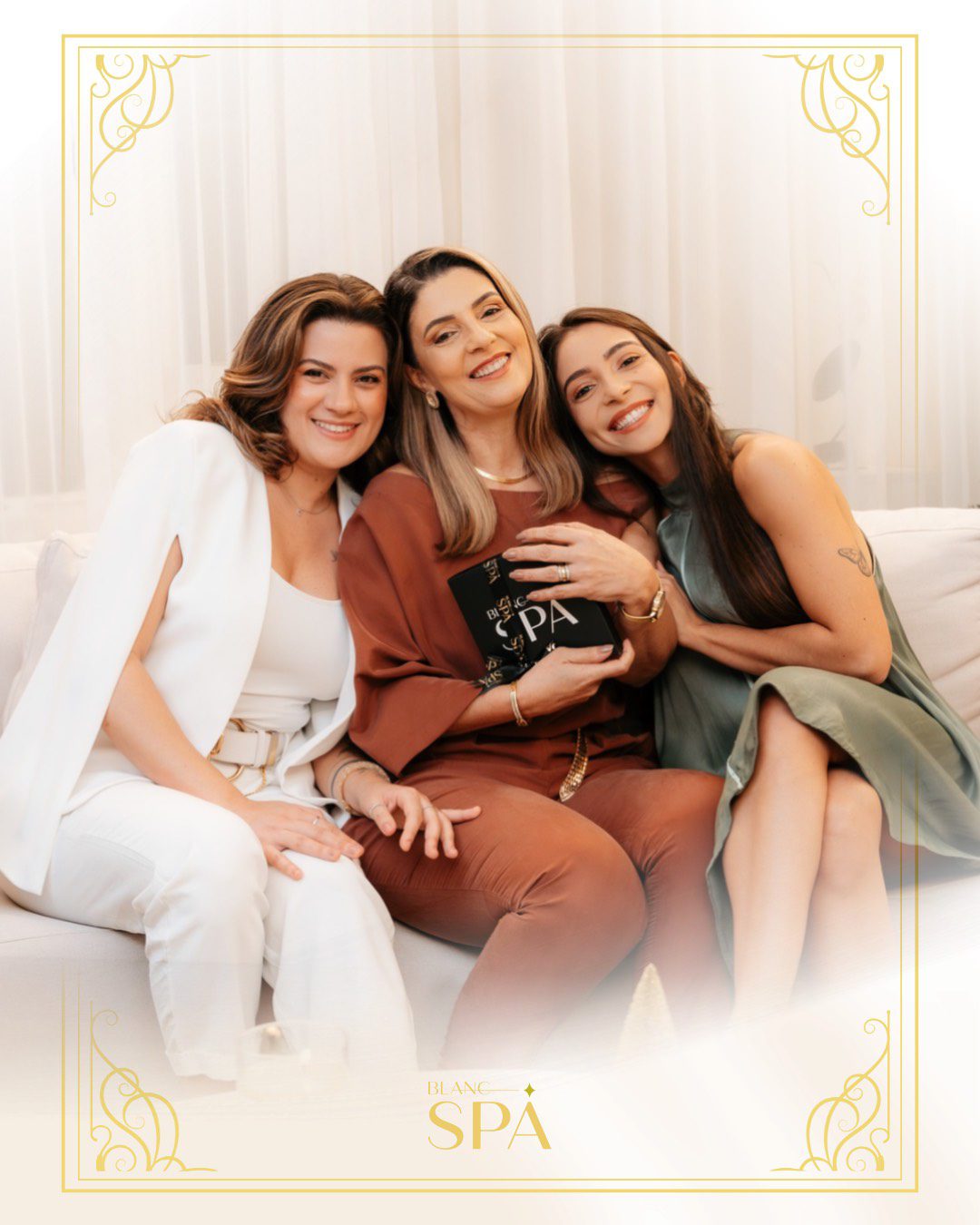 ABRAÇOS NO ANO NOVO